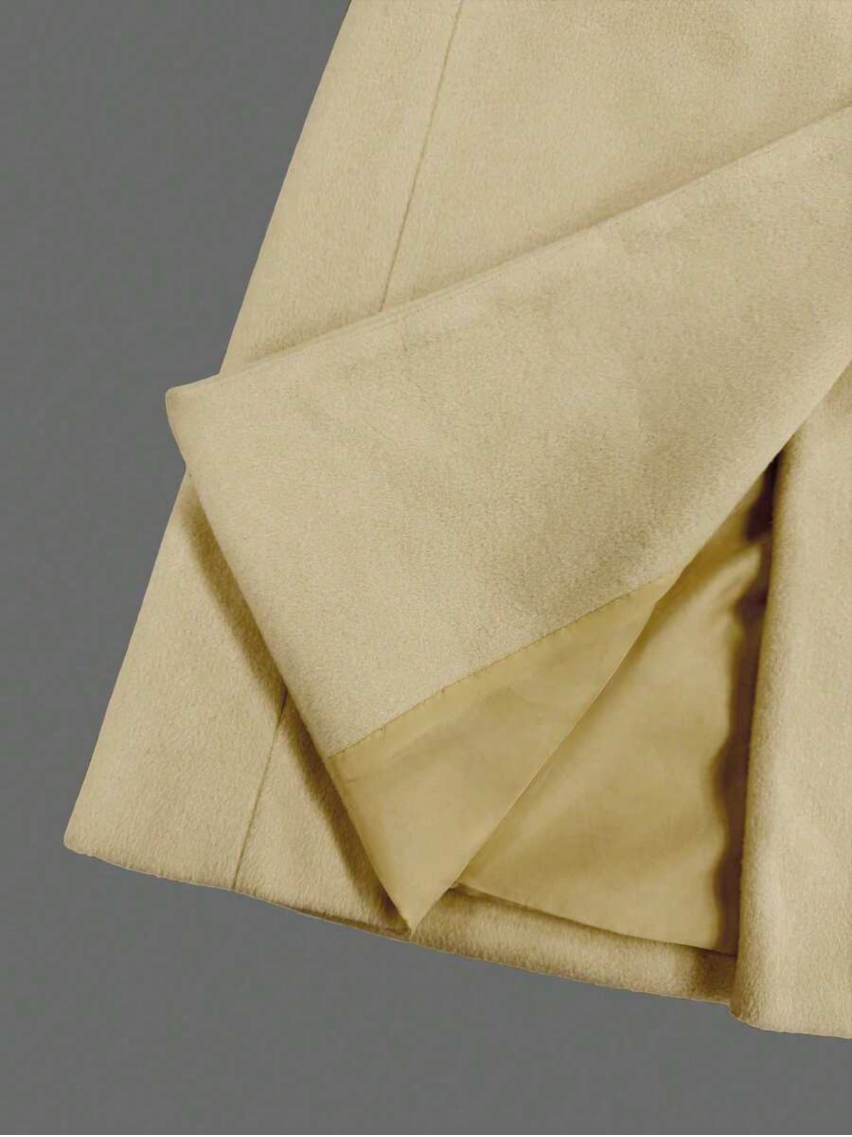 Cappotto doppiopetto classico in lana