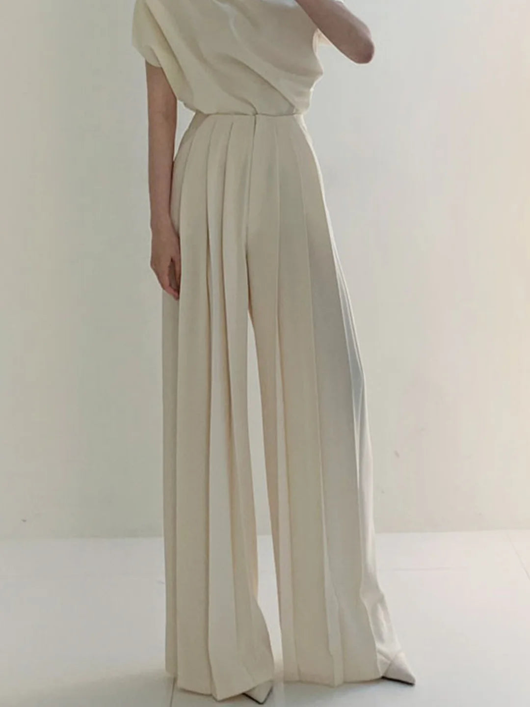 Pleated High Waist Wide Leg Pants Loose Straight Pants - LA FEMME WANDERER