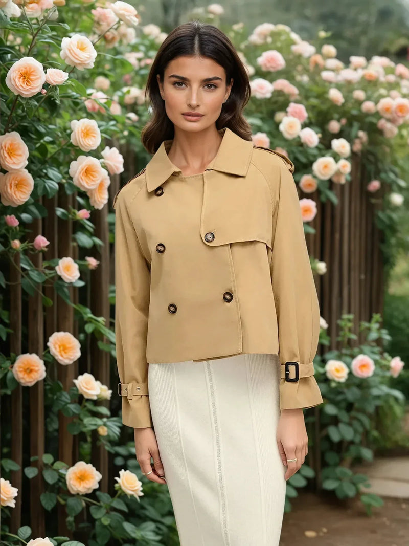 Trench con revers casual ed elegante