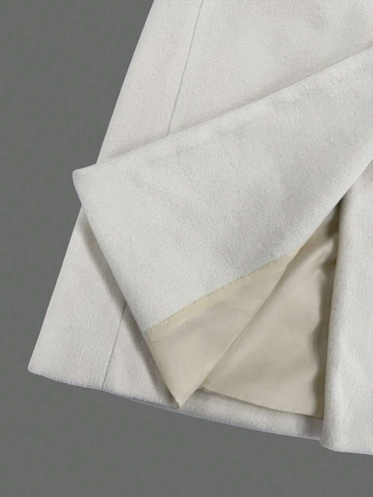 Cappotto doppiopetto classico in lana