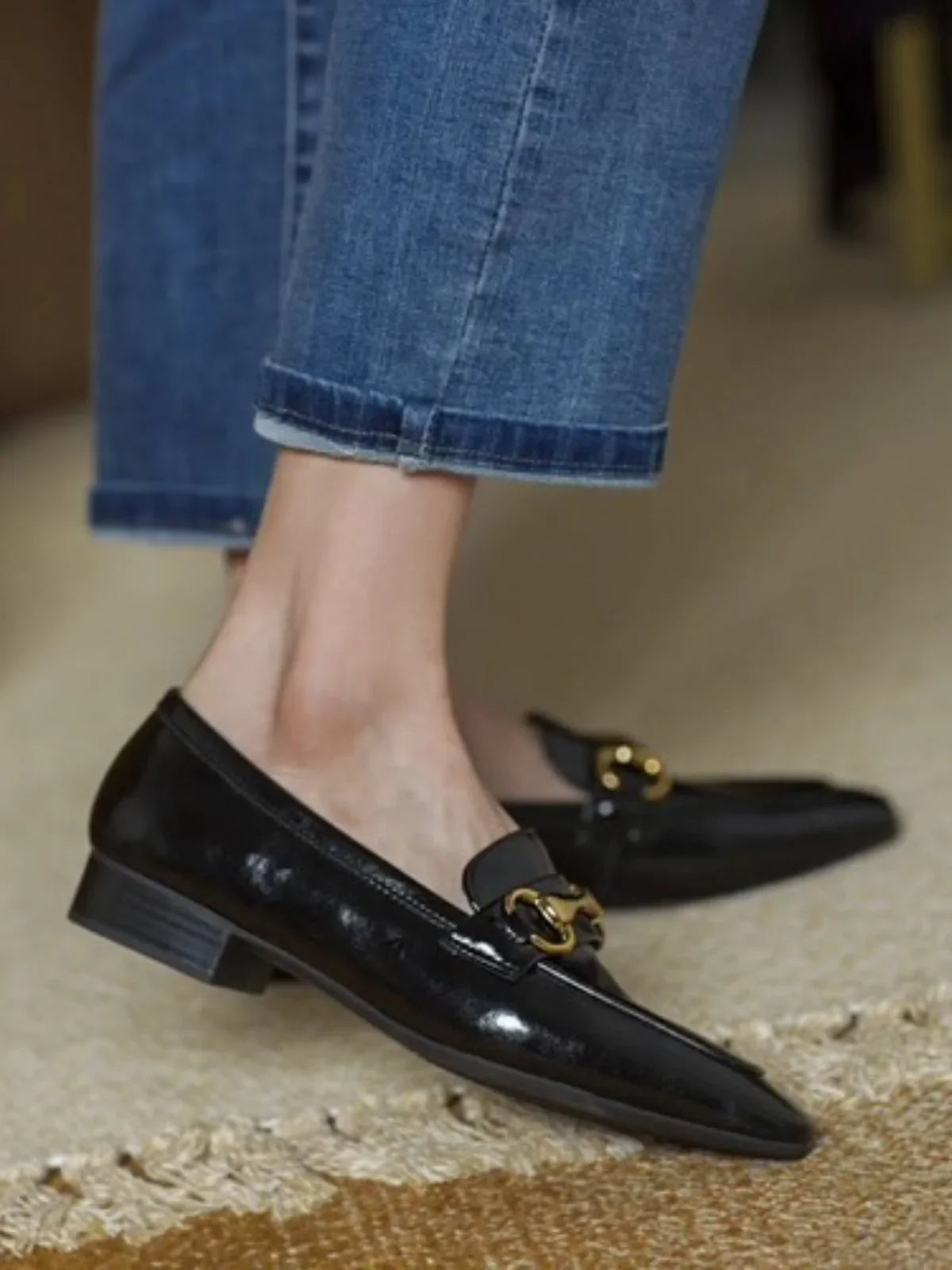 Leather Flat Shoes With Low Heel Metal Accent Square Toe - LA FEMME WANDERER