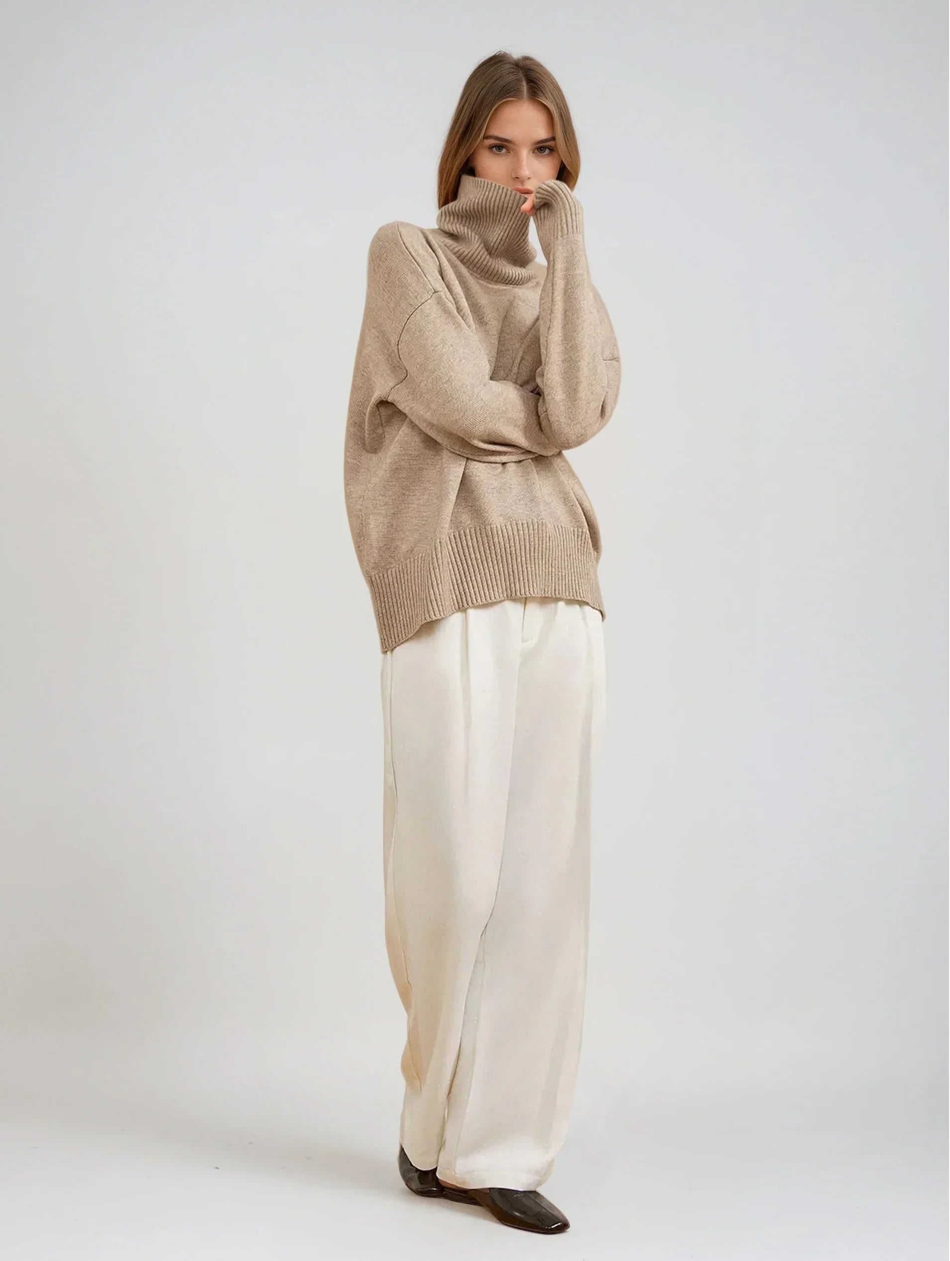 Knitted Turtleneck Sweater - LA FEMME WANDERER