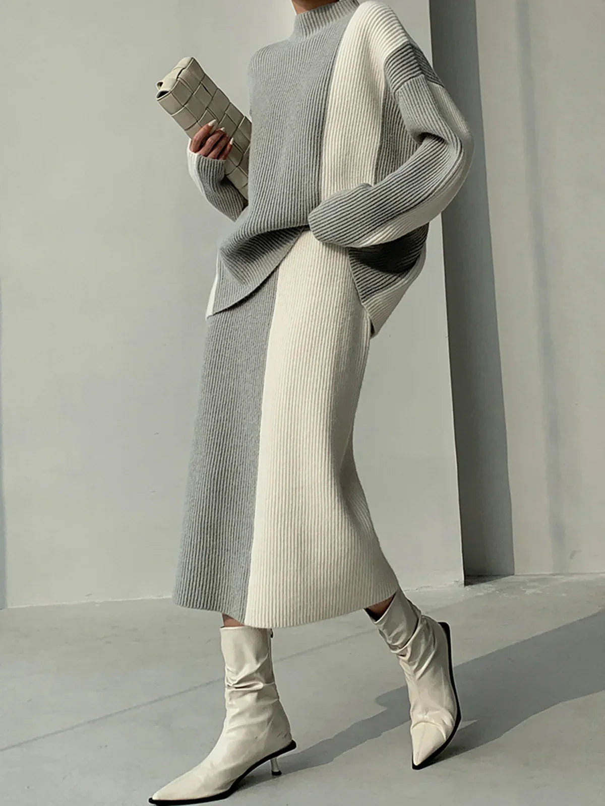 Stripe Two Piece Knit Skirt Matching Set - LA FEMME WANDERER