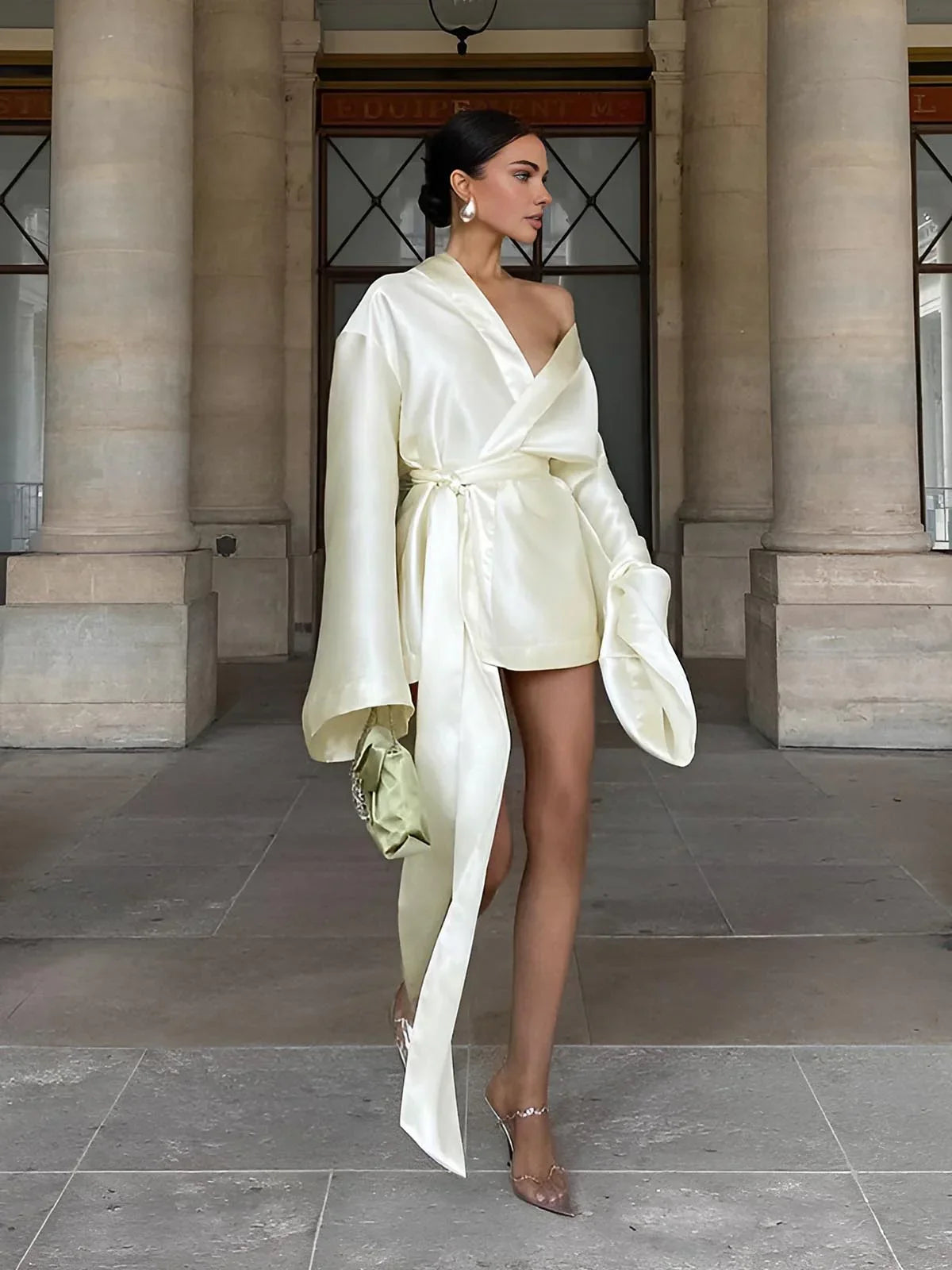 V-Neck Belted Loose Dress - LA FEMME WANDERER