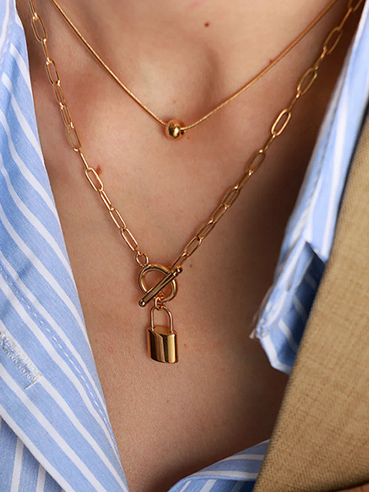 Multi-layered Padlock Necklace - LA FEMME WANDERER