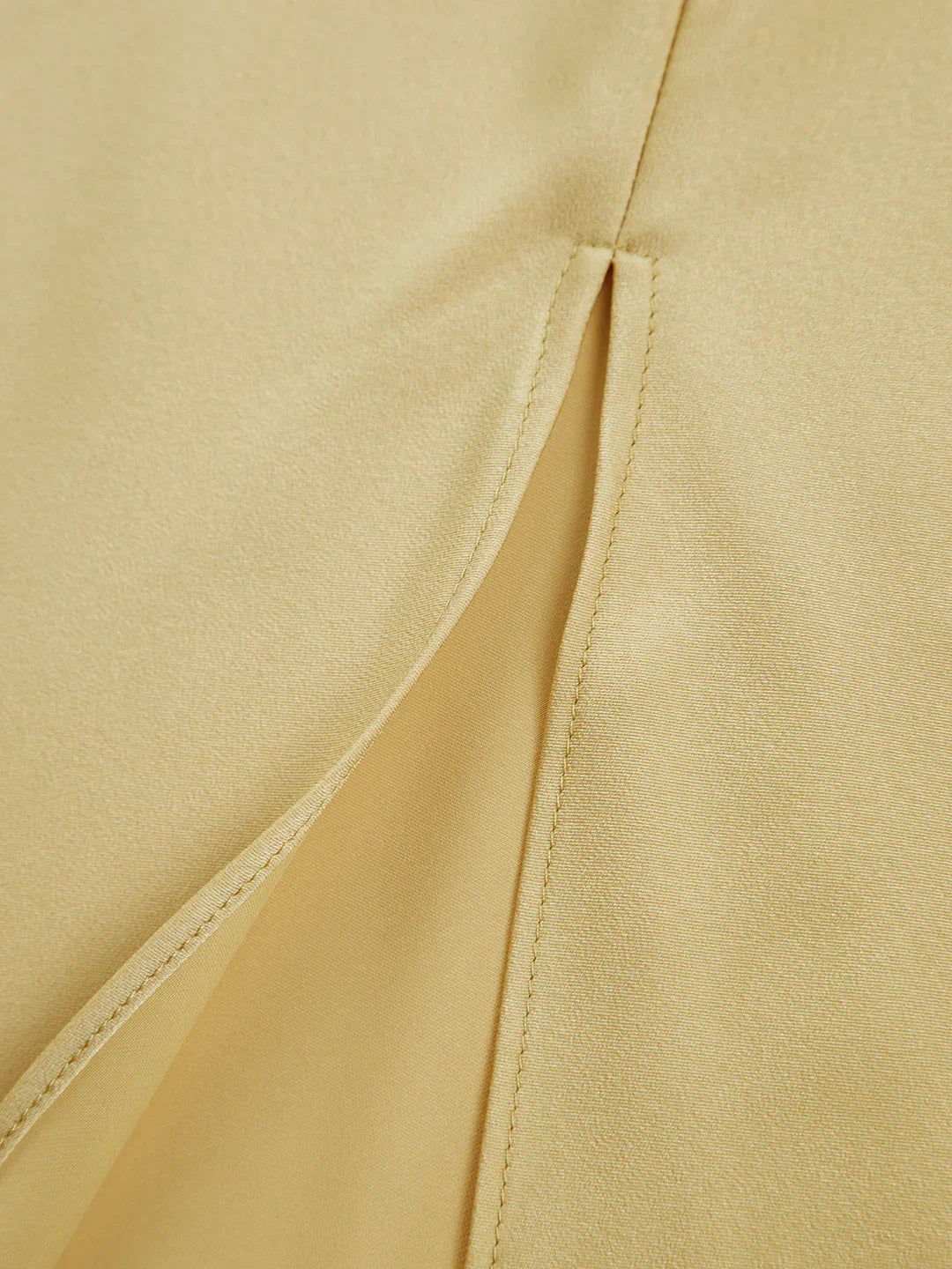 Moonlight Open Back Satin Slit Long Dress - LA FEMME WANDERER