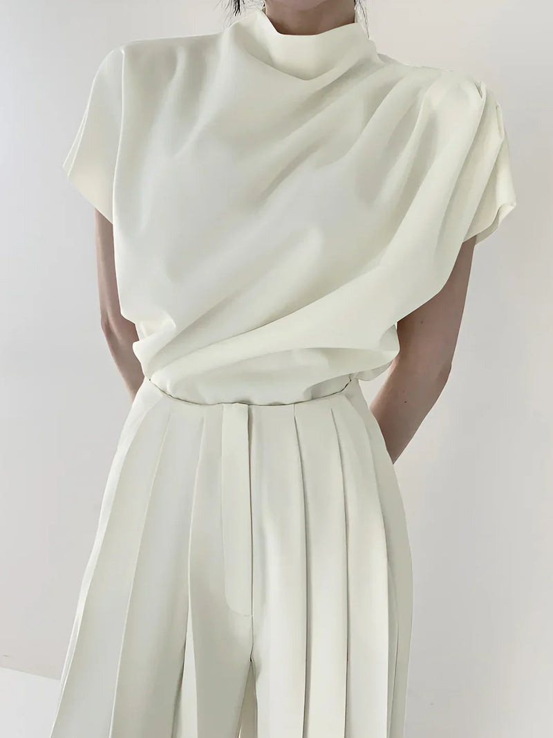 Maglia a maniche corte minimalista in stile elegante