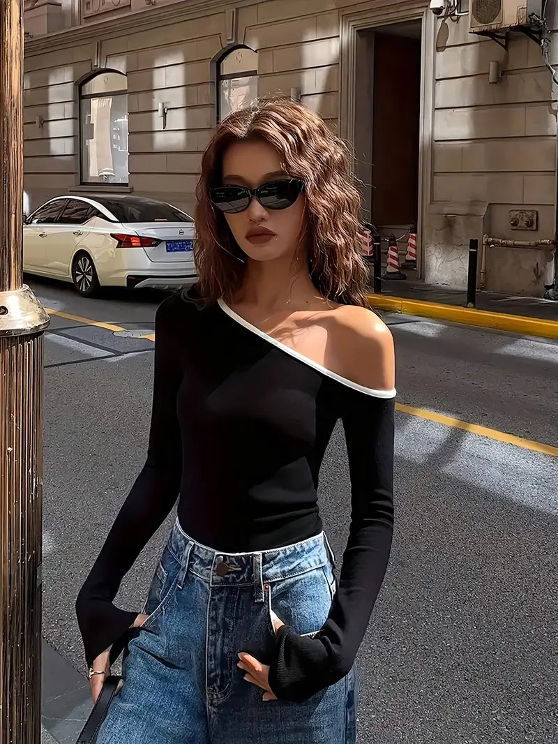 Always Elegant Off-shoulder Long-sleeved Top - LA FEMME WANDERER