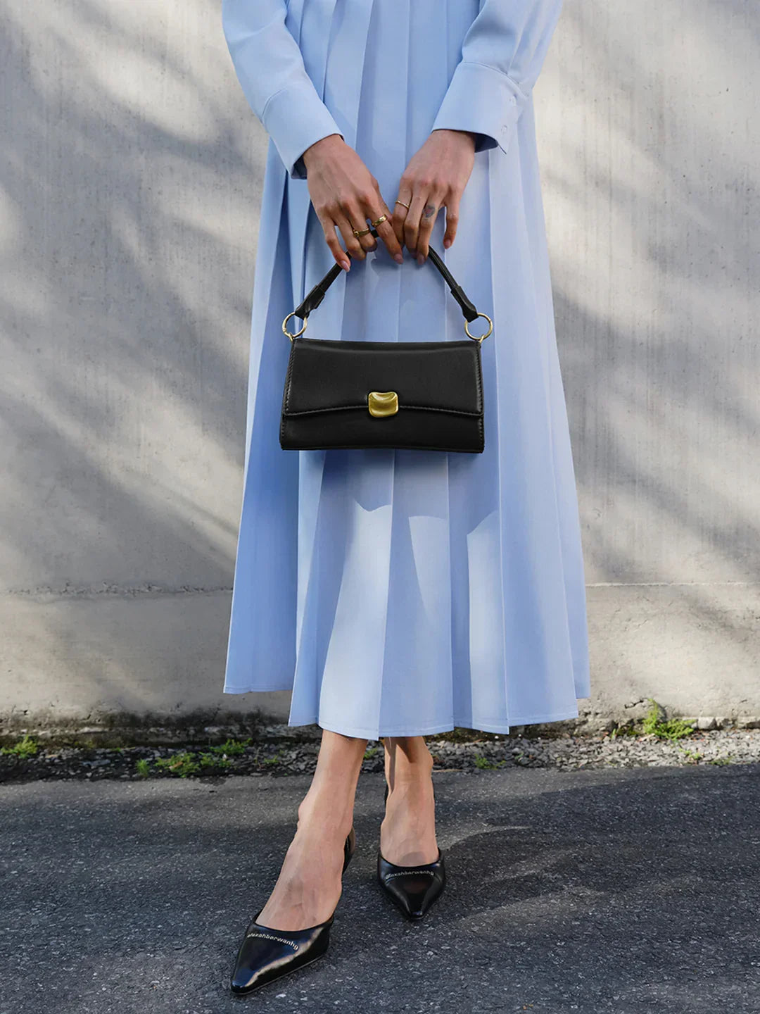 Elegant Style Black Baguette Flap Armpit Bag - LA FEMME WANDERER