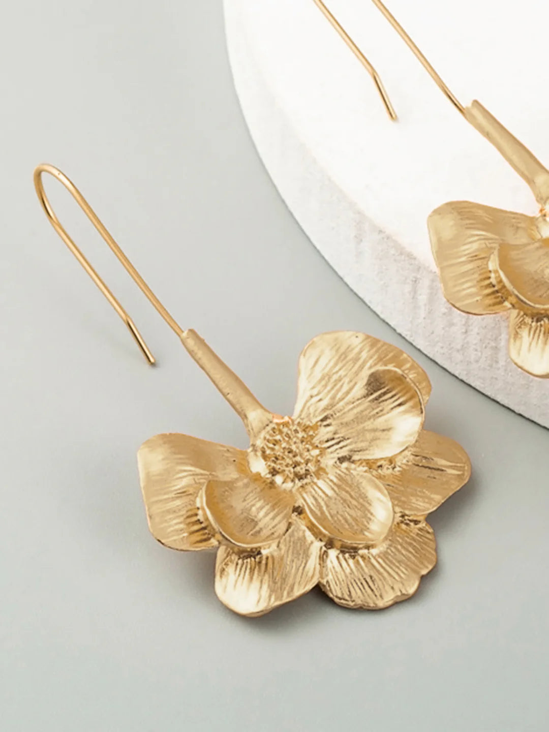 Blooming Flower Earnings - LA FEMME WANDERER