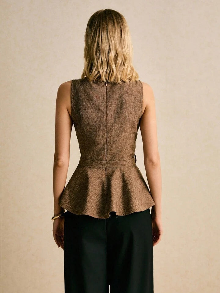 Elegant Sleeveless Structured Blouse with Feminine Waist Detail