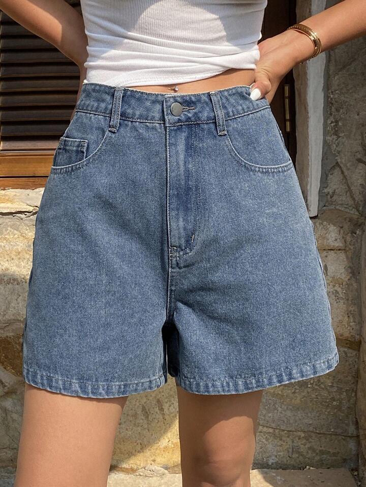 Casual Relaxed Fit Blue Jean Shorts for Summer Styling