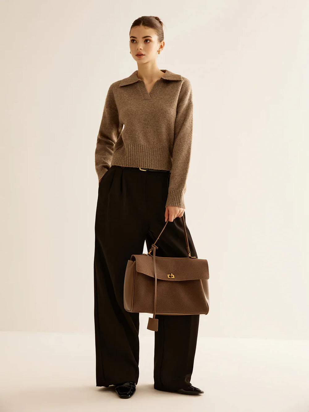 Classy & Chic Look - 1 - LA FEMME WANDERER