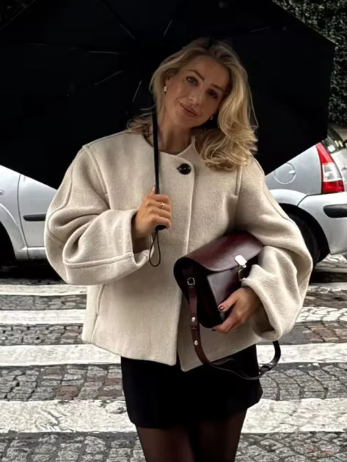 Woolen O-neck Short Coat - LA FEMME WANDERER