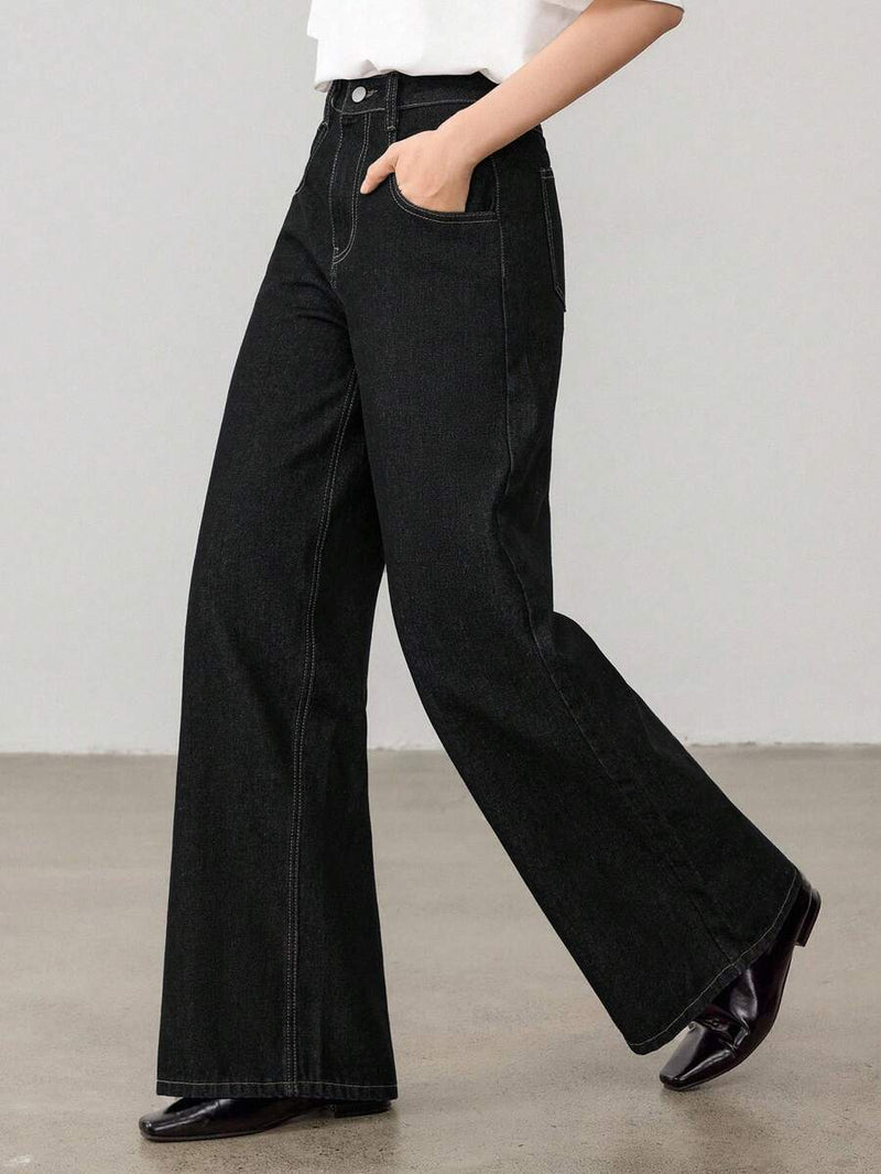 Jeans larghi e dritti a vita media