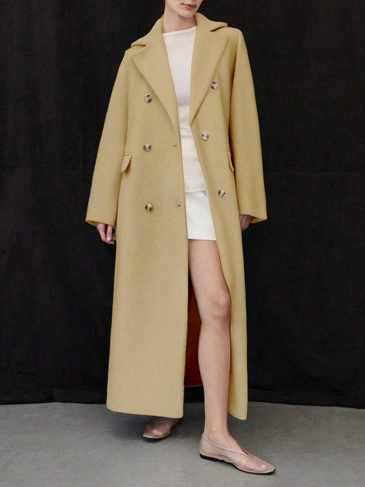 Cappotto doppiopetto classico in lana