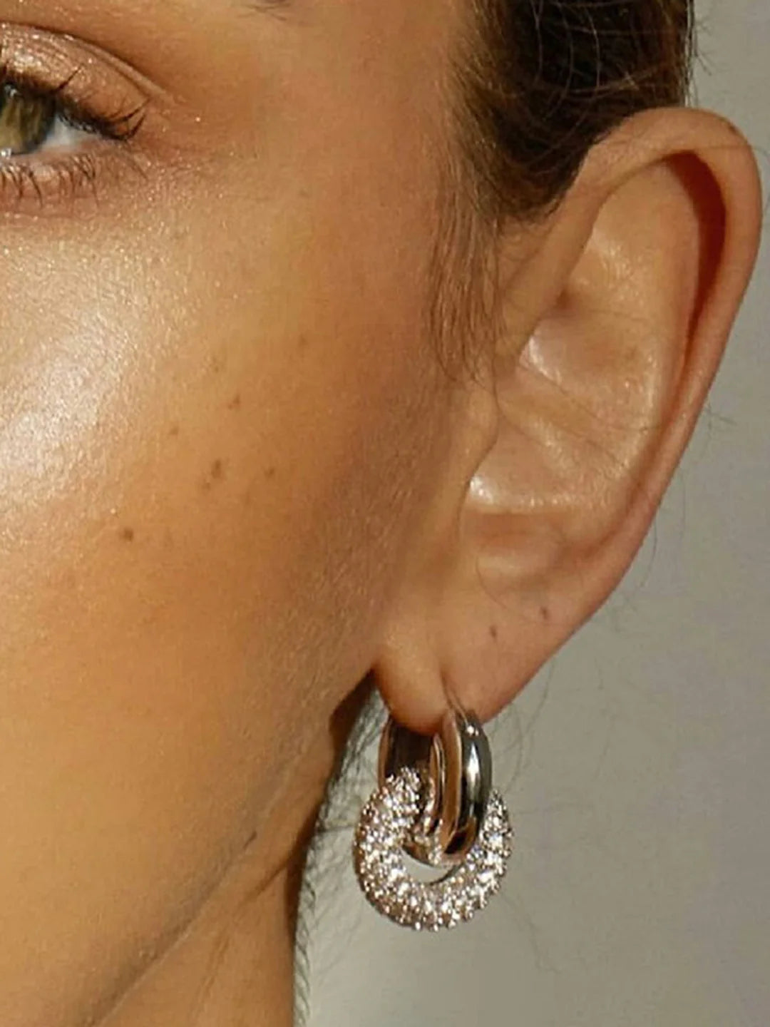 Retro Polished Double Hoop Earrings - LA FEMME WANDERER